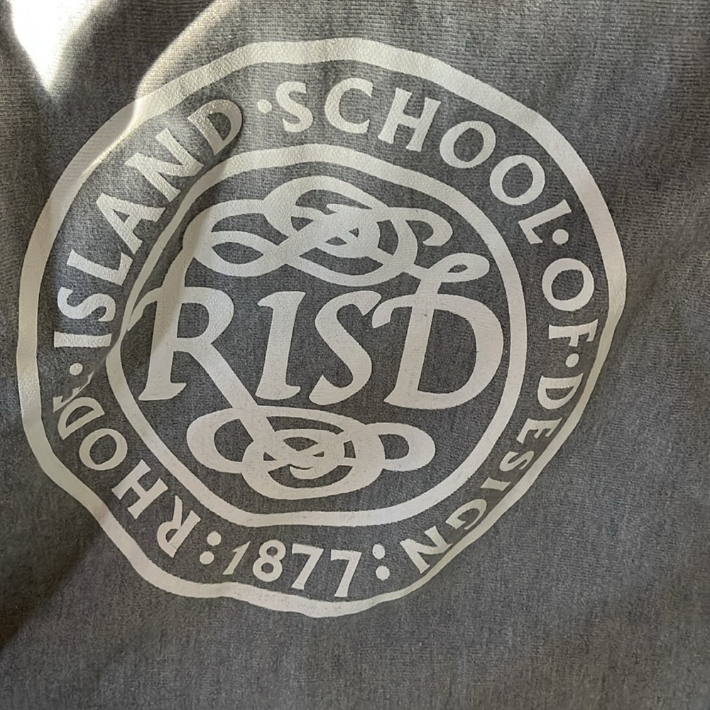 Champion Rhode Island School of Design sweatshirt in men’s large. GUC. - Picture 3 of 4